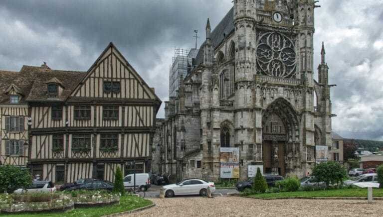 Monet's Garden, The Loire Valley and Fontainebleau